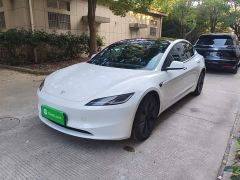 Tesla Model 3 Rear-Wheel Drive - ფოტო 1