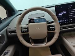 Li Auto i6 Two-Wheel Drive Standard - ფოტო 15