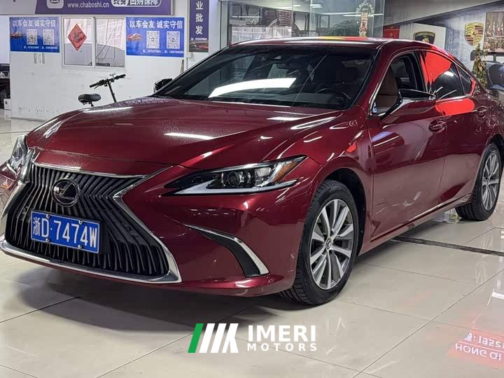 Lexus ES 200 Excellence Edition - ავტომობილი ჩინეთიდან