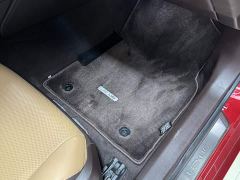 Lexus ES 200 Excellence Edition - ფოტო 17