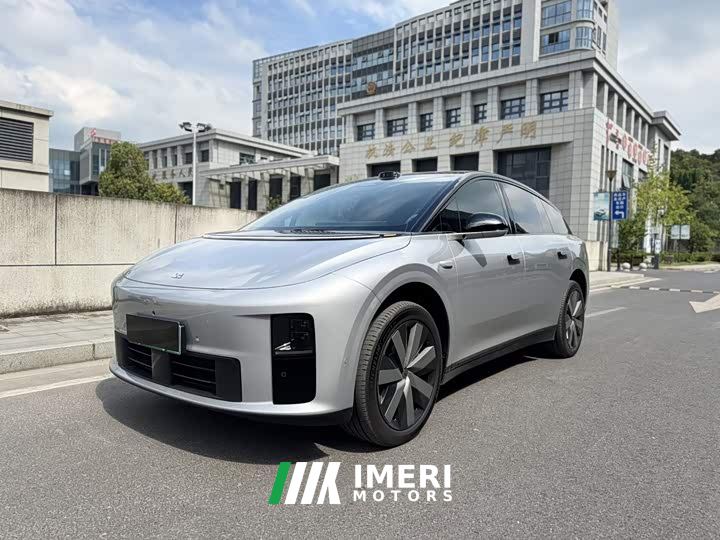 Li Auto i6 Four-Wheel Drive Standard Edition - ავტომობილი ჩინეთიდან