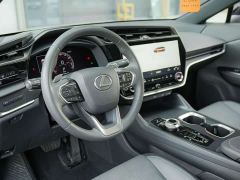 Lexus RZ 450e AWD Luxury Edition - ფოტო 9