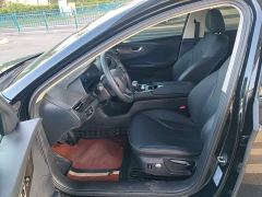 Hongqi E-QM5 Base Commute Edition - фото 14