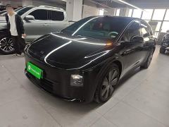 Li Auto i6 Four-Wheel Drive Standard Edition - ფოტო 1