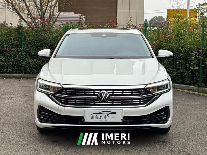 Volkswagen Sagitar 300TSI DSG Excellence Edition