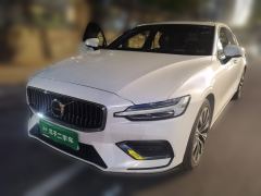 Volvo S60 B4 Smart Luxury Edition - ფოტო 1