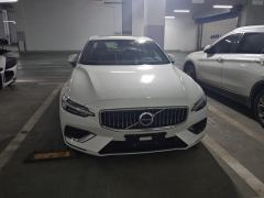 Volvo S60 B4 Intelligent Luxury Edition - фото 3