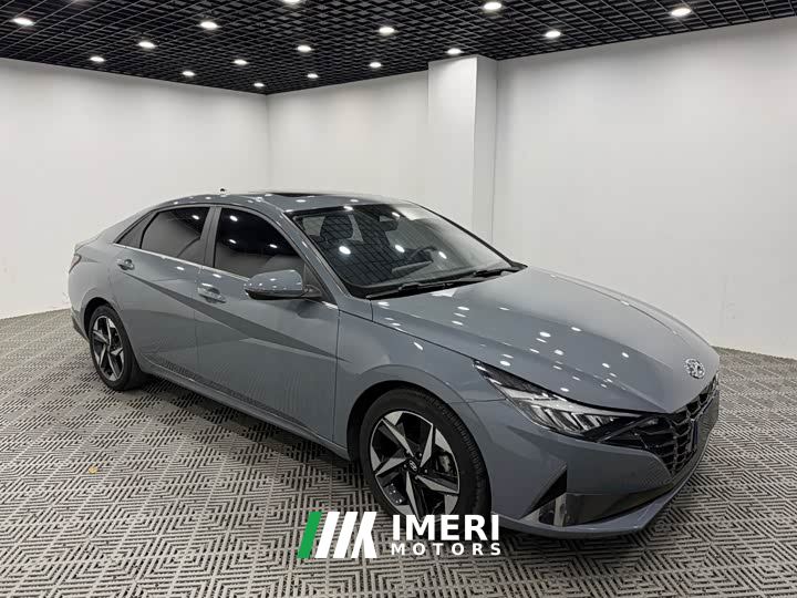 Hyundai Elantra 1.5L CVT Luxury