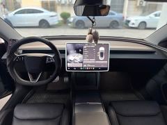 Tesla Model 3 High Performance All-Wheel Drive - ფოტო 5