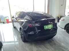 Tesla Model Y Rear-Wheel Drive - ფოტო 4