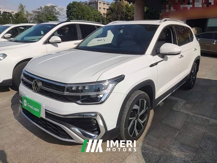Volkswagen Touareg 300TSI FWD Full Moon Edition