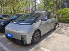 Li Auto MEGA 710km Ultra - ფოტო 1