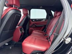 Porsche Cayenne 3.0T Platinum Edition - photo 6