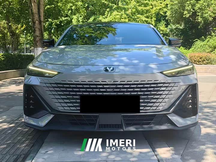 Changan UNI-V 1.5T Deluxe