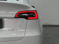 Tesla Model Y Standard Range RWD - фото 12