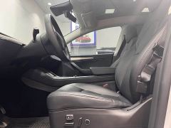 Tesla Model Y Standard Range RWD - фото 4