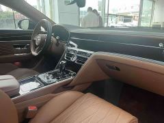 Bentley Flying Spur 4.0T V8 Standard Edition - ფოტო 14