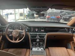 Bentley Flying Spur 4.0T V8 Standard Edition - ფოტო 5