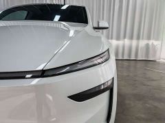 Tesla Model Y Long Range All-Wheel Drive - ფოტო 12