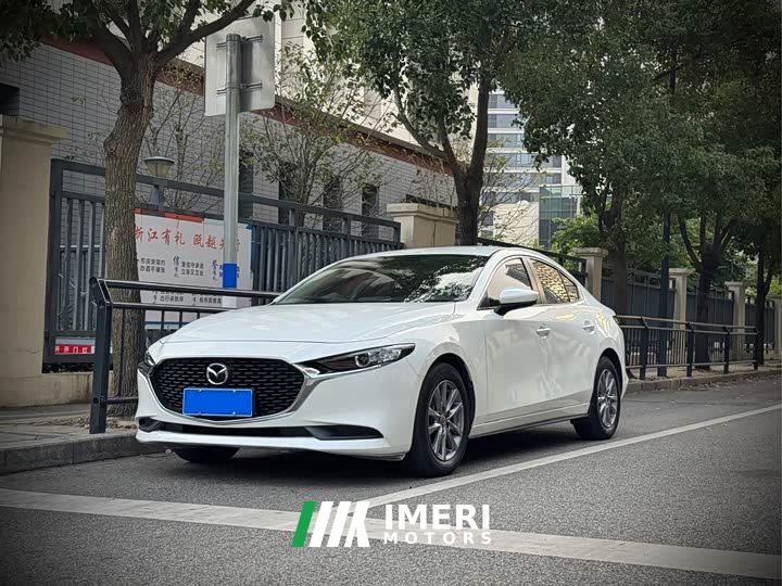 Mazda3 Axela 2.0L Automatic Brilliant Edition - ავტომობილი ჩინეთიდან