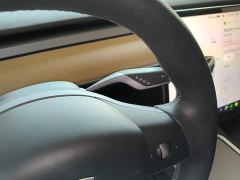 Tesla Model Y Long Range All-Wheel Drive - ფოტო 13