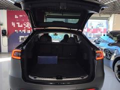Tesla Model Y Long Range All-Wheel Drive - ფოტო 18