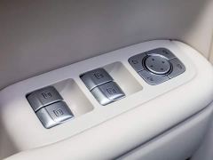 Li Auto L8 Pro - ფოტო 13