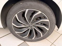 Volkswagen Golf 280TSI DSG 30th Anniversary Edition - photo 10