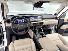 Toyota Prado 2.4T Flagship VX 5-Seater - ფოტო 13