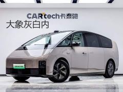 Li Auto Li Xiang MEGA Ultra - ფოტო 1
