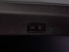 Li Auto Li Xiang MEGA Ultra - ფოტო 8