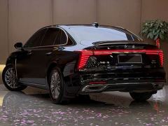 Hongqi H5 2.0T Automatic Smart Connected Flagship Comfort Edition - ფოტო 18