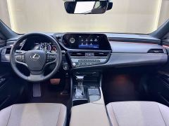 Lexus ES 200 Premium Edition - photo 11