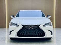 Lexus ES 200 Premium Edition - photo 2