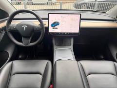 Tesla Model Y Standard Range RWD - ფოტო 14