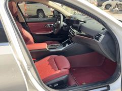 BMW 3 Series 320Li M Sport Package - ფოტო 10