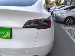 Tesla Model Y Rear-Wheel Drive - ფოტო 7