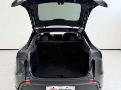 Tesla Model Y Rear-Wheel Drive - ფოტო 14
