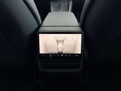 Tesla Model Y Rear-Wheel Drive - ფოტო 9