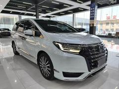 Honda Odyssey 2.0L e:HEV Luxury - ფოტო 3