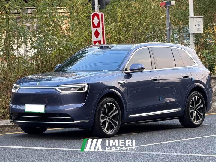AITO M7 Extended Range Ultra AWD 5-Seater with 896-Channel LiDAR