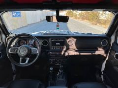 Jeep Gladiator 3.6L Overland - фото 4