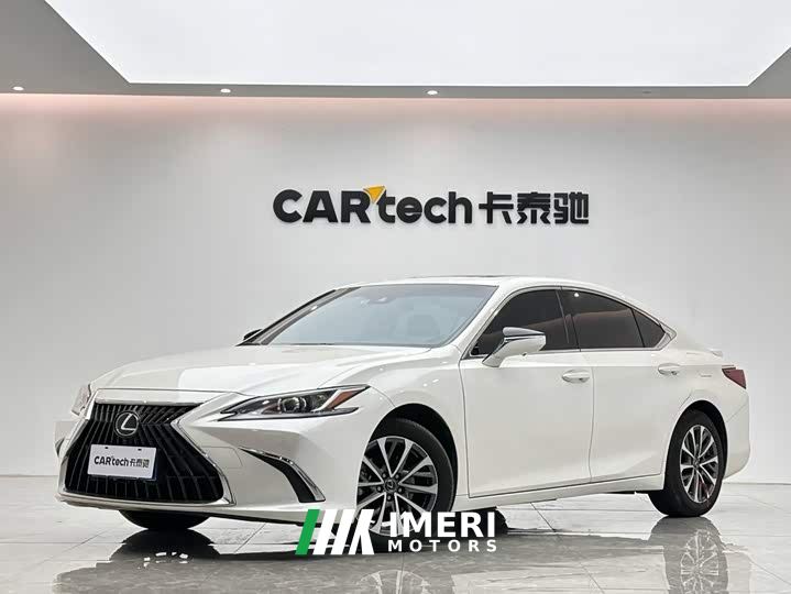 Lexus ES 300h Excellence Edition