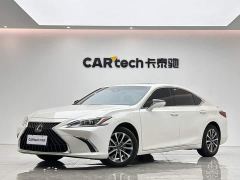 Lexus ES 300h Excellence Edition - ფოტო 1