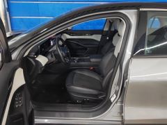 Ford Mondeo Facelift EcoBoost 245 Luxury Edition - ფოტო 14