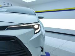 Toyota Levin Dual-Engine 1.8L Luxury Edition - фото 4
