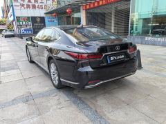 Lexus LS 500h Luxury - фото 10