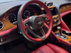 Bentley Bentayga 4.0T V8 Long Wheelbase - photo 13