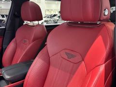 Bentley Bentayga 4.0T V8 Long Wheelbase - photo 17