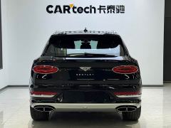 Bentley Bentayga 4.0T V8 Long Wheelbase - photo 4